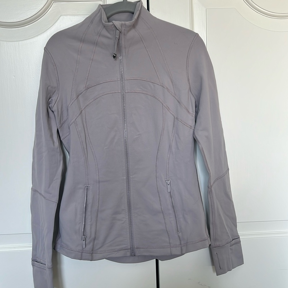 Lululemon zippered over jacket.